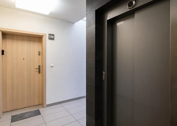 شقة Bulwar Kurlandzki Downtown By Bookinghost